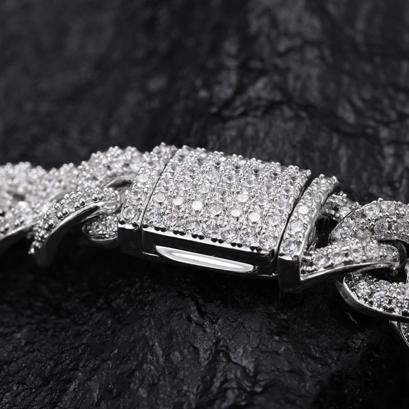 TUHE 8MM Cuban Link Bracelet – 925 Sterling Silver Moissanite
