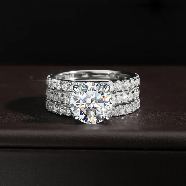 Luxury Moissanite Engagement Ring – 925 Sterling Silver Main Image